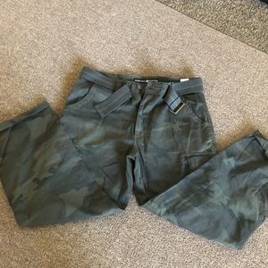 Men camouflage pants! Size 34x30